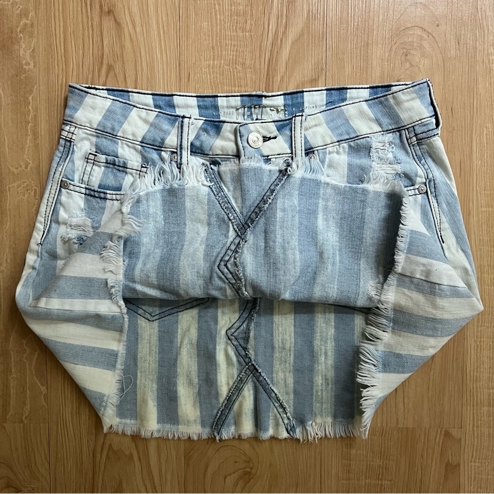 Rewash Denim Blue and White Stripe Mini Skirt - Picture 3 of 5